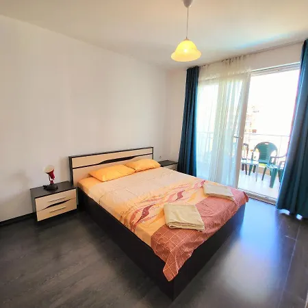 Sunny Dream Apartment
